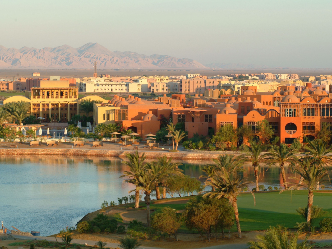 Панорама города на курорте Эль Гуна, Египет