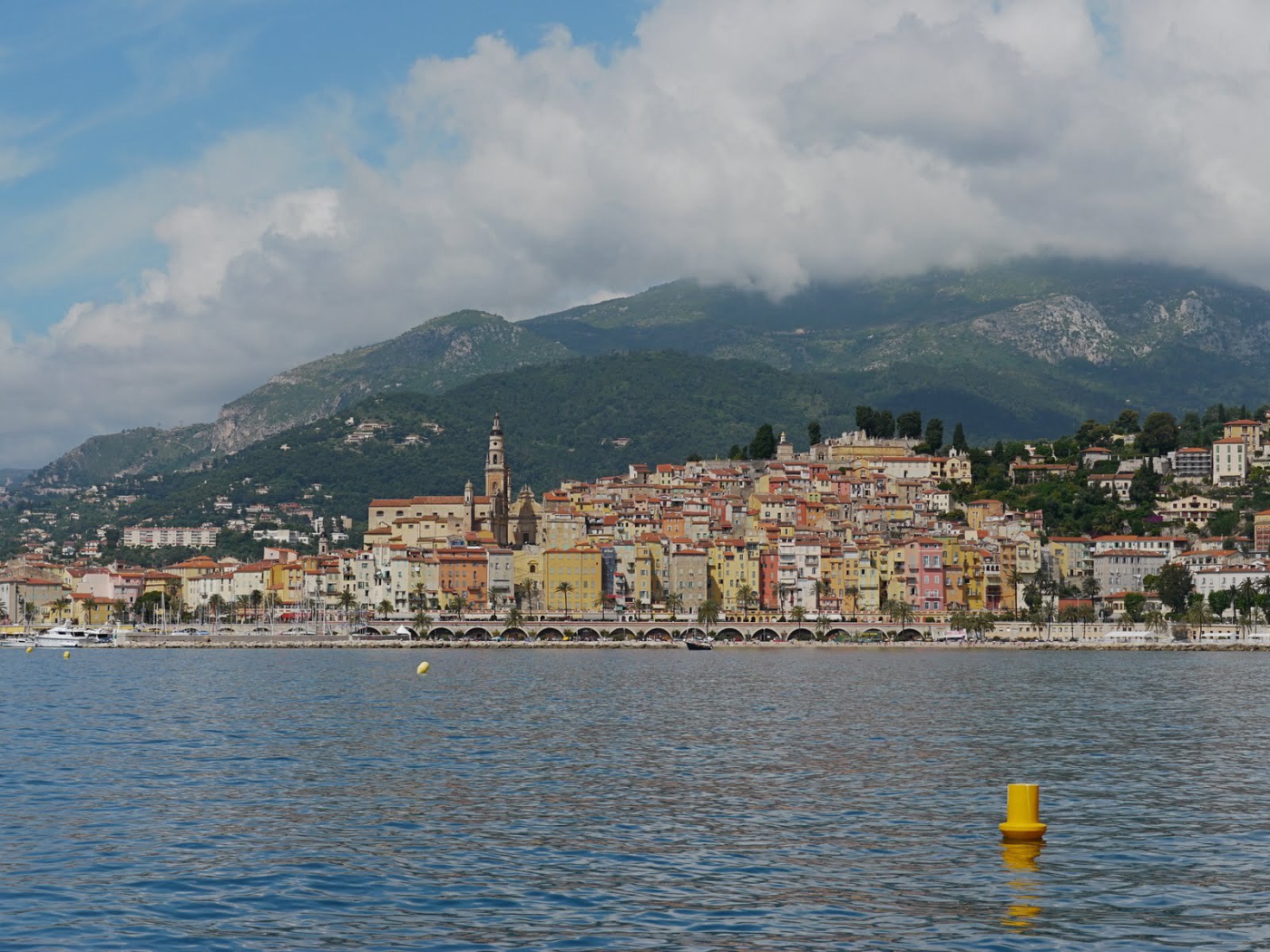 Город на курорте Сен-Жан-Кап-Ферра, Франция