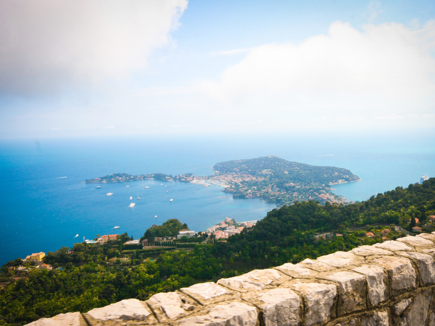 Вид на море на курорте Сен-Жан-Кап-Ферра, Франция