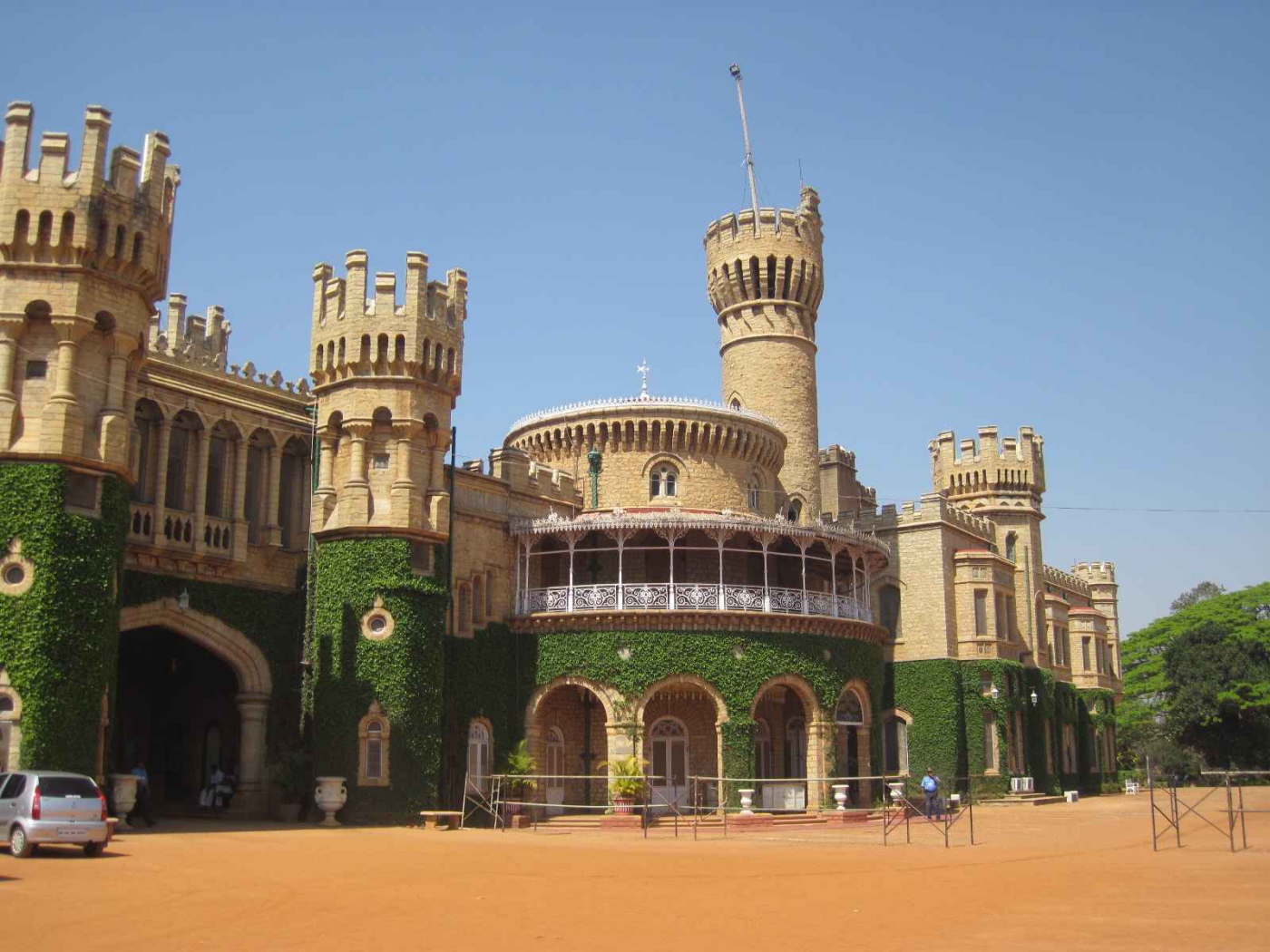 Красивый замок в Бангалоре