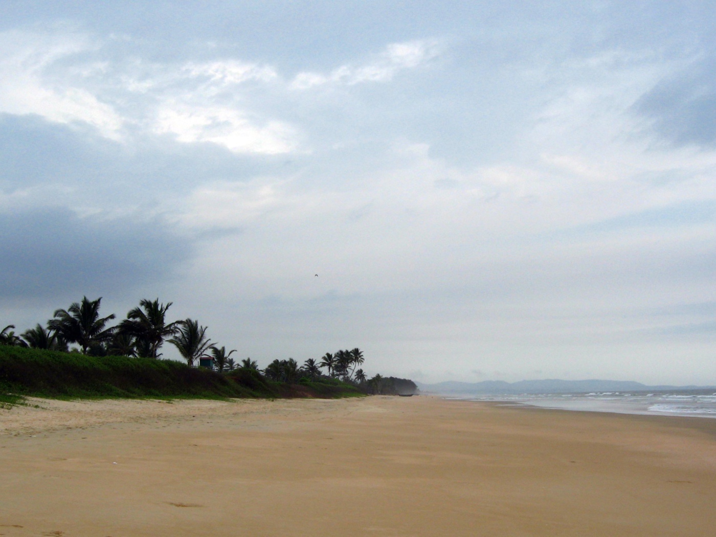 Отдых на пляже в Варке