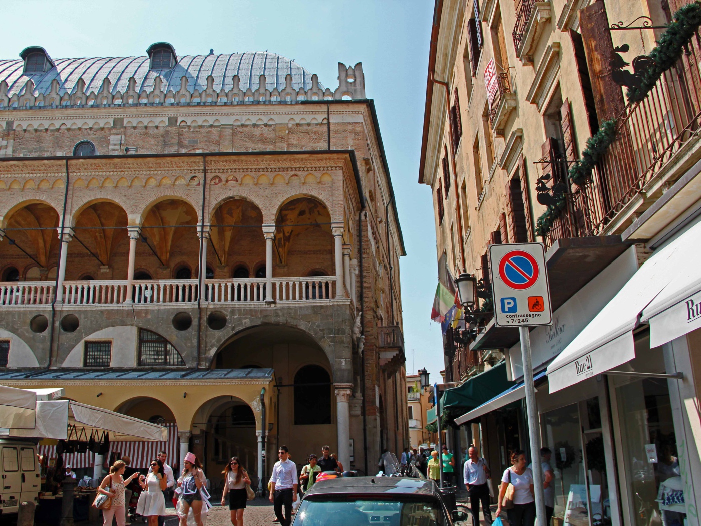 Старинные улочки в Падуе, Италия