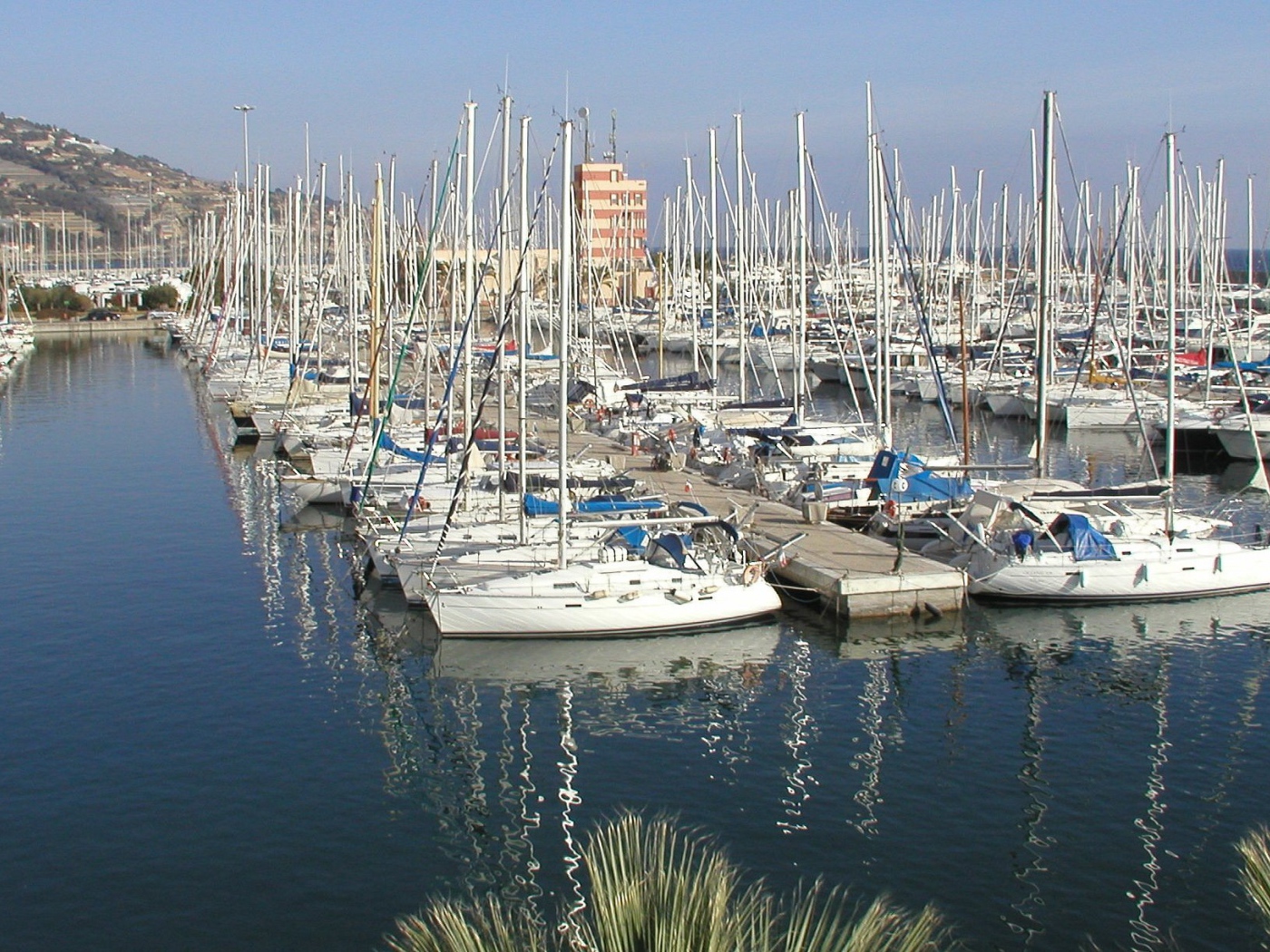 Порт в Санто Стефано аль Маре, Италия