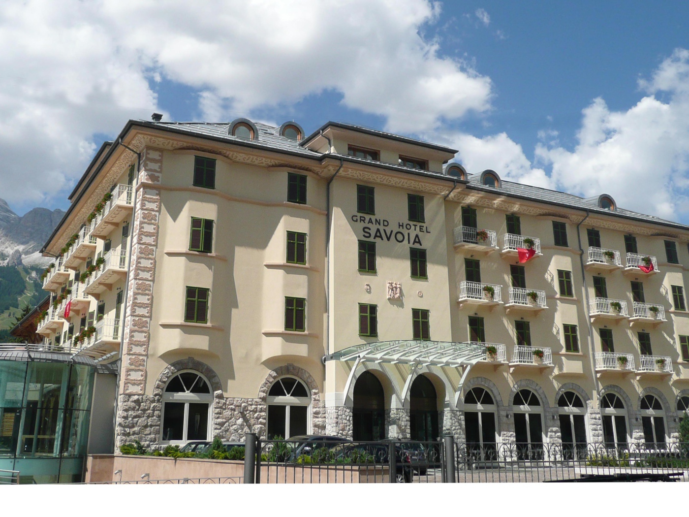 Отель Савоя на горнолыжном курорте Кортина д'Ампеццо, Италия