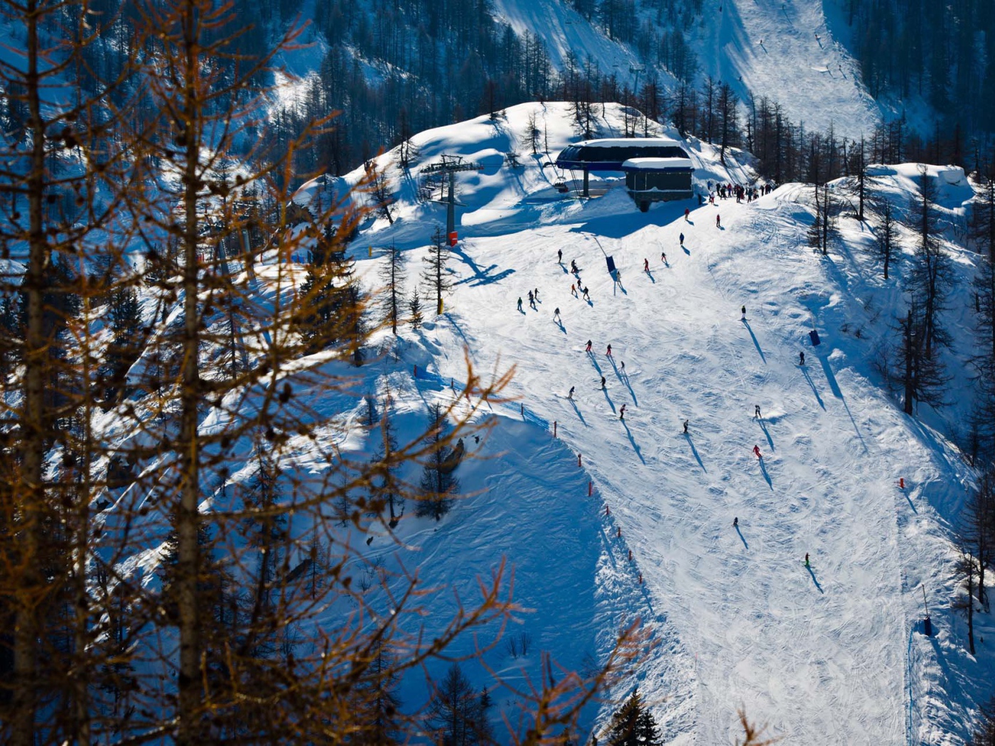 Лыжная трасса на горнолыжном курорте Курмайор, Италия