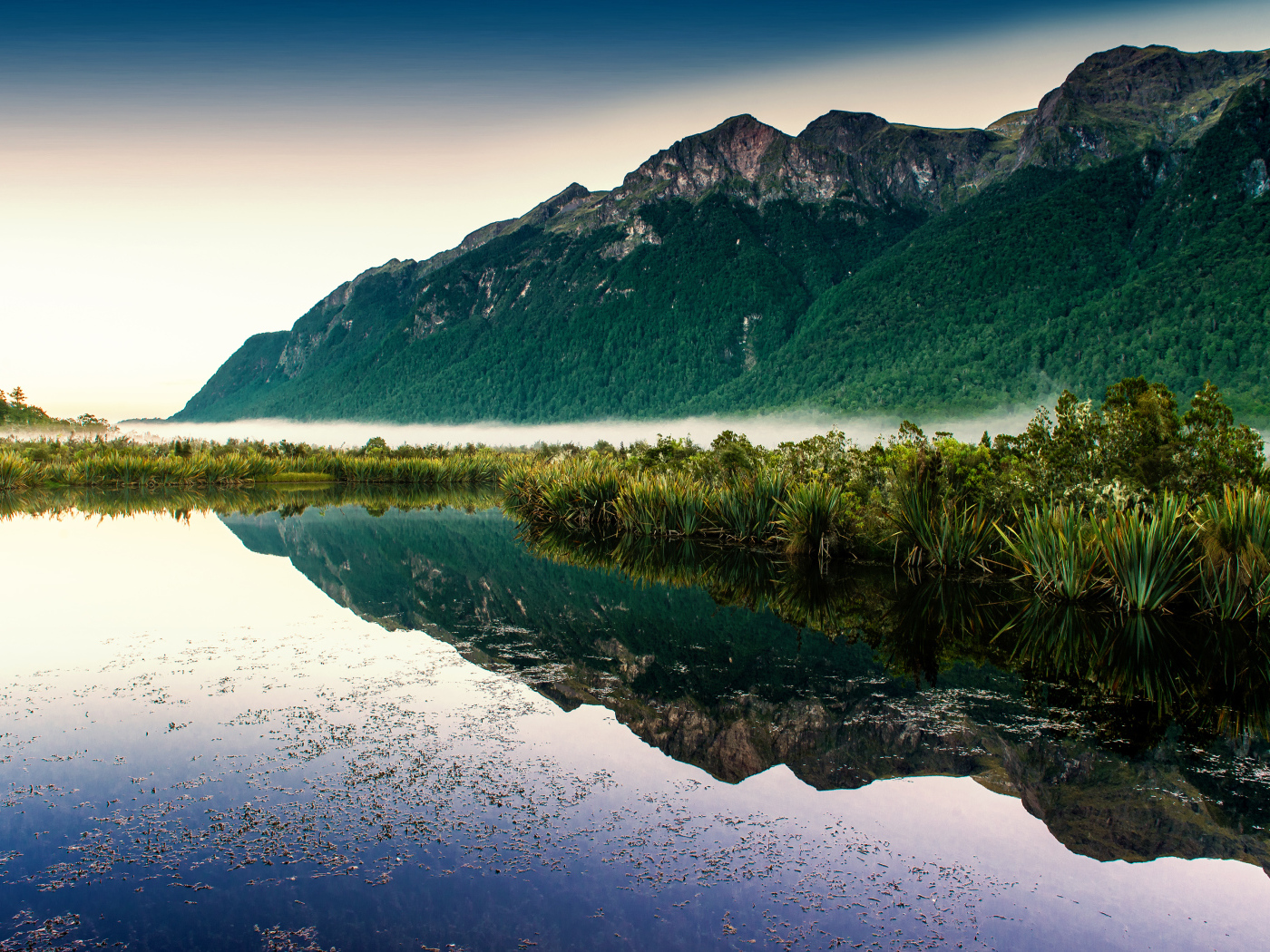 Зеркальное озеро, Новая Зеландия
