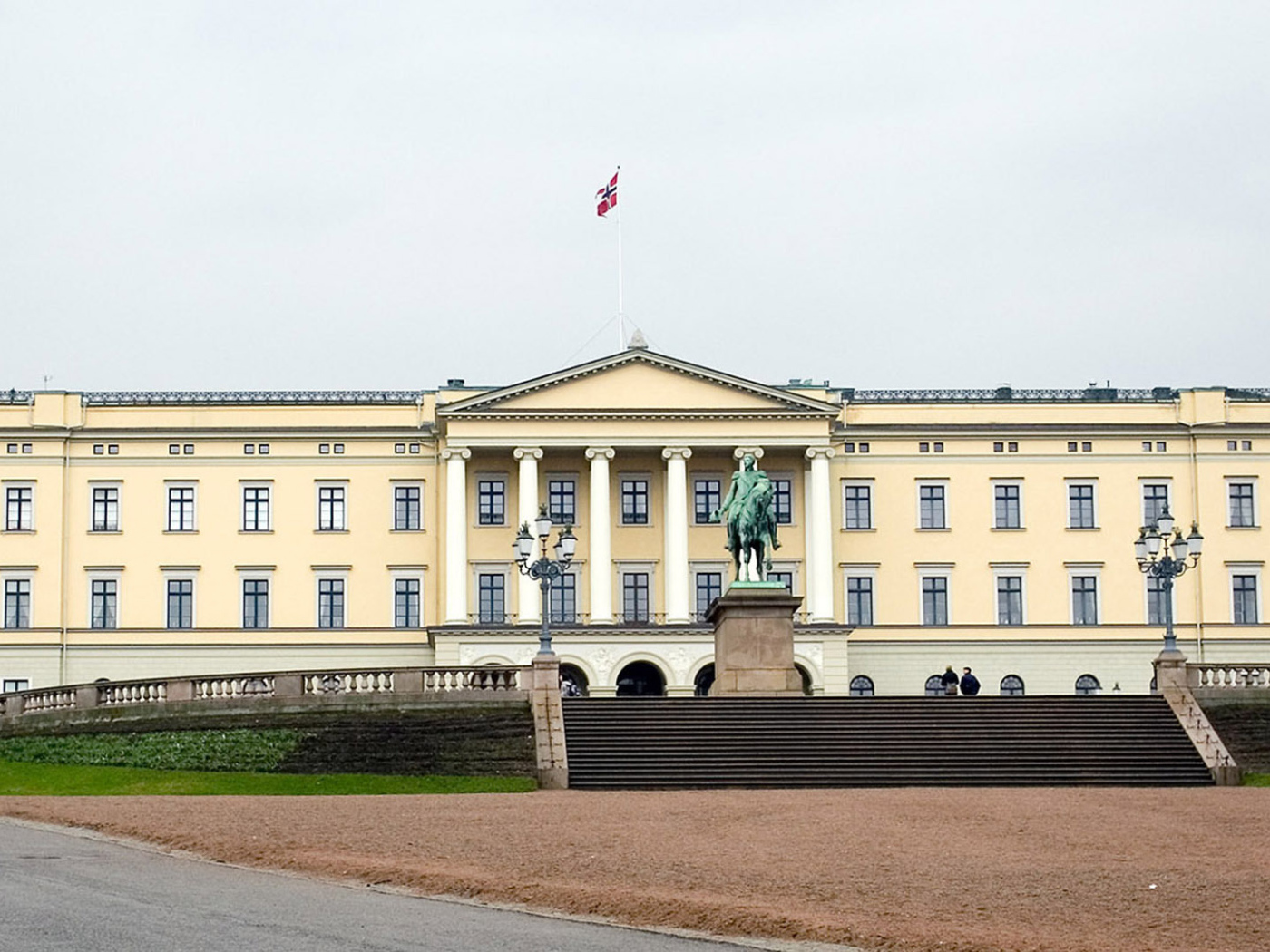 Королевский дворец в Осло
