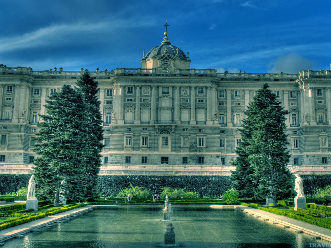 Дворец в Мадриде