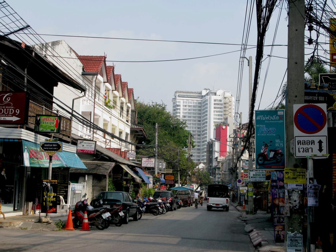 Городская улица на курорте Чианг Май, Таиланд