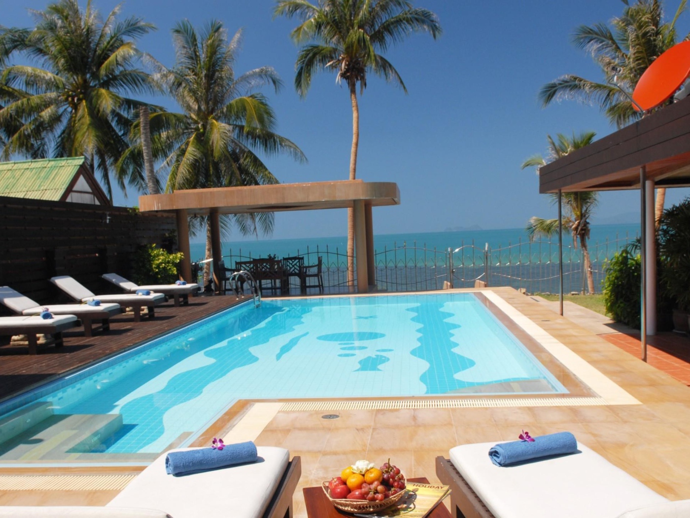 Отель на берегу моря на острове Самуи, Таиланд