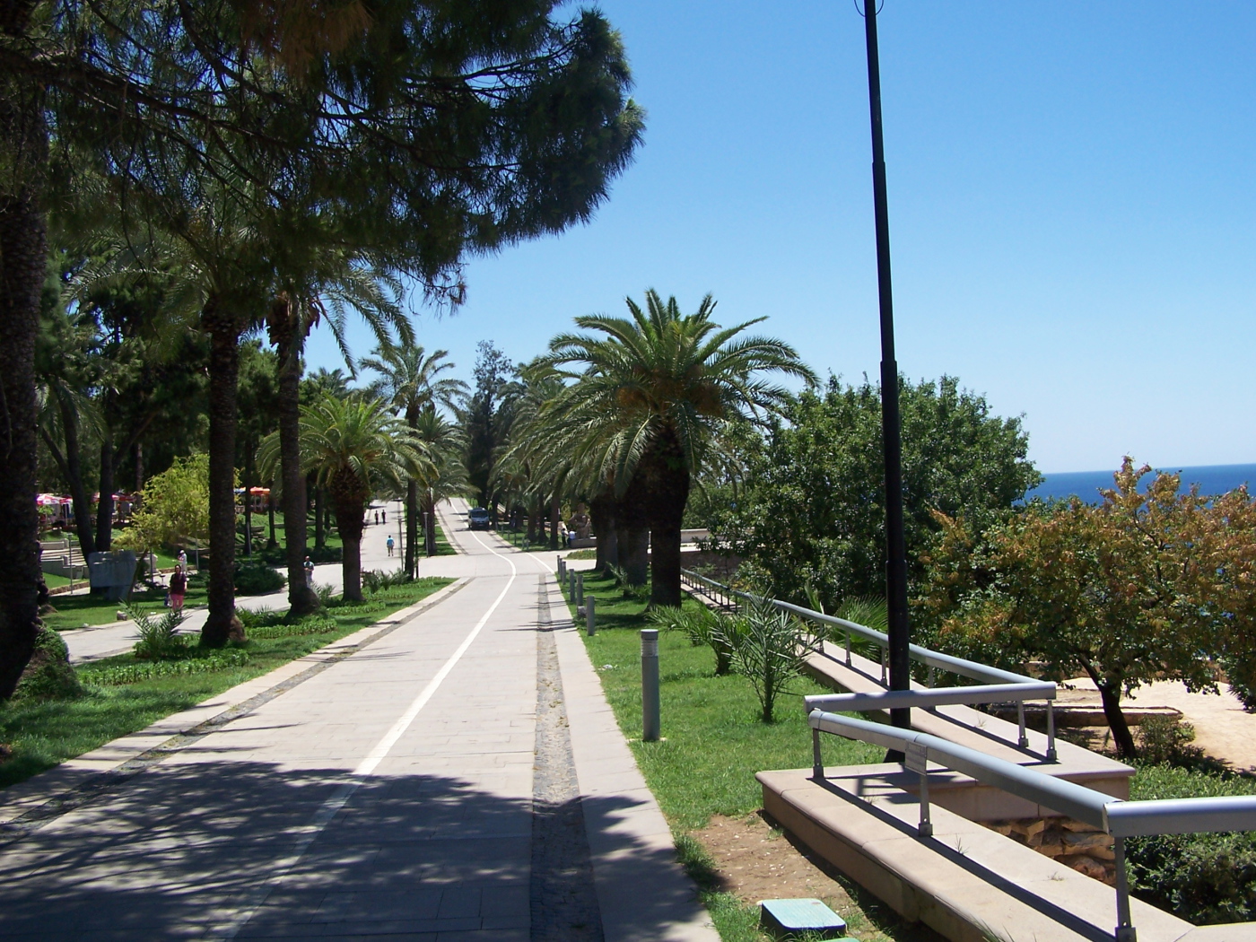 Городские улицы в Кушадасы, Турция