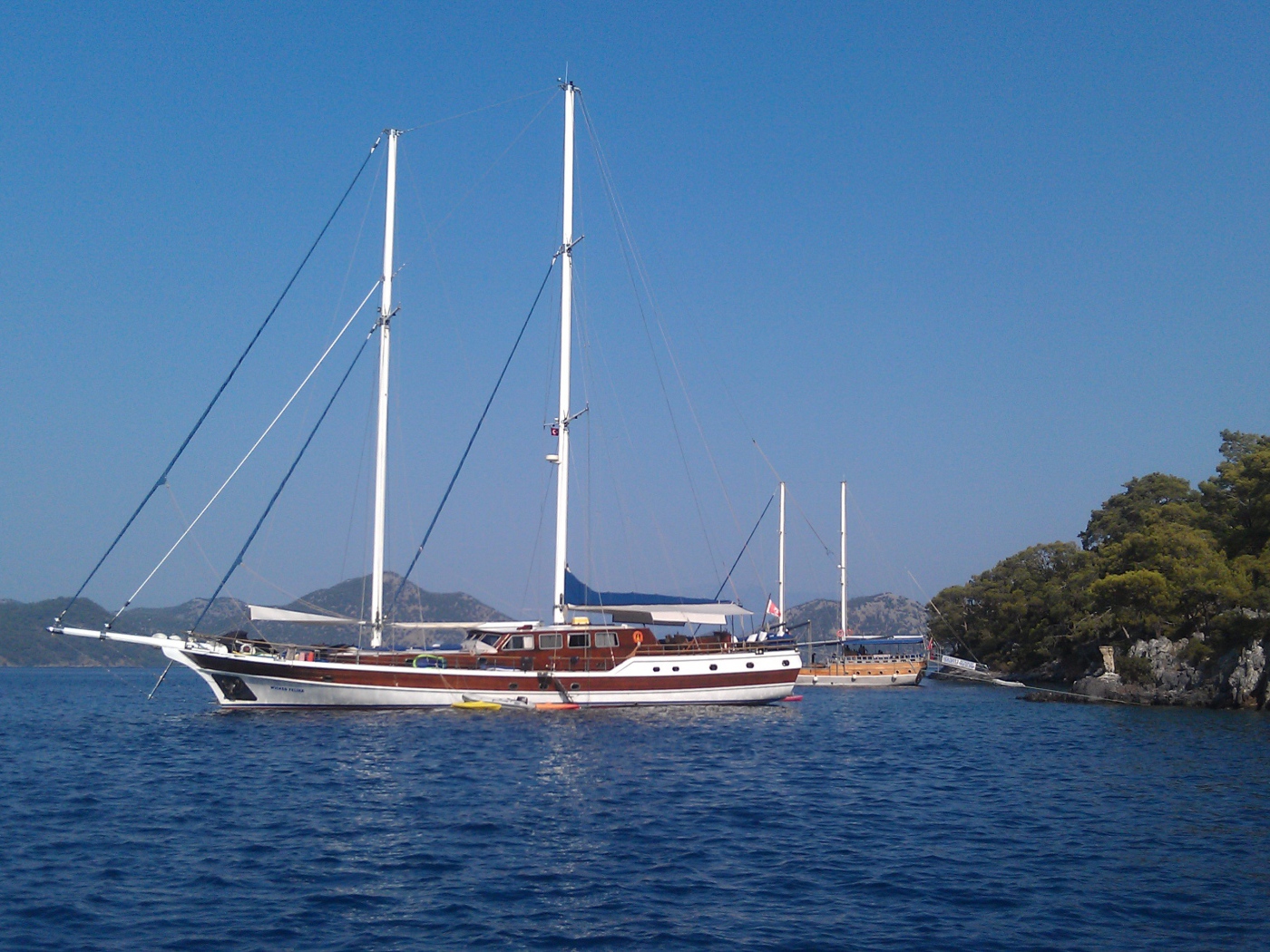 Яхта в гавани Мармарис, Турция