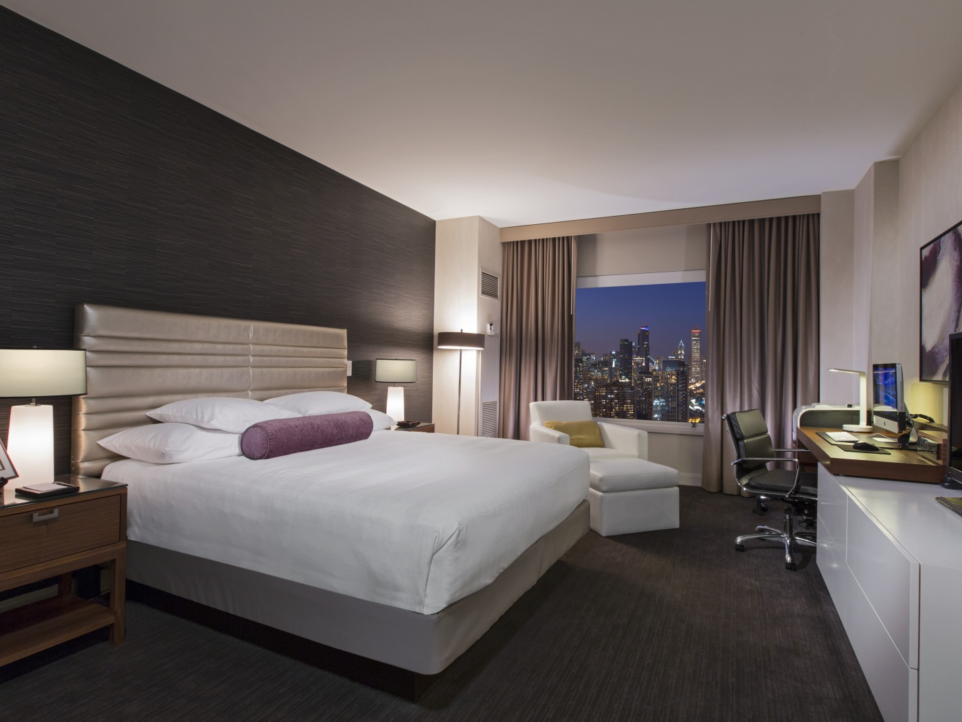 Спальня для большого босса