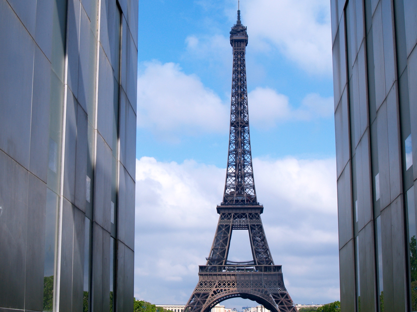 Eiffel Tower on a sunny day