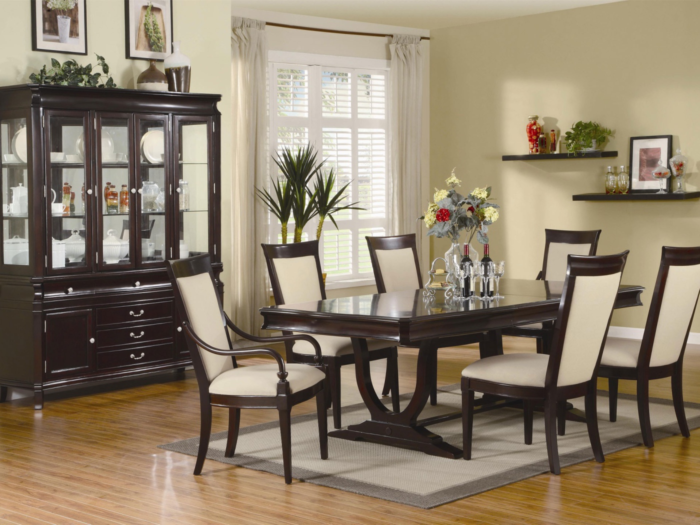 Элегантный дизайн столовой