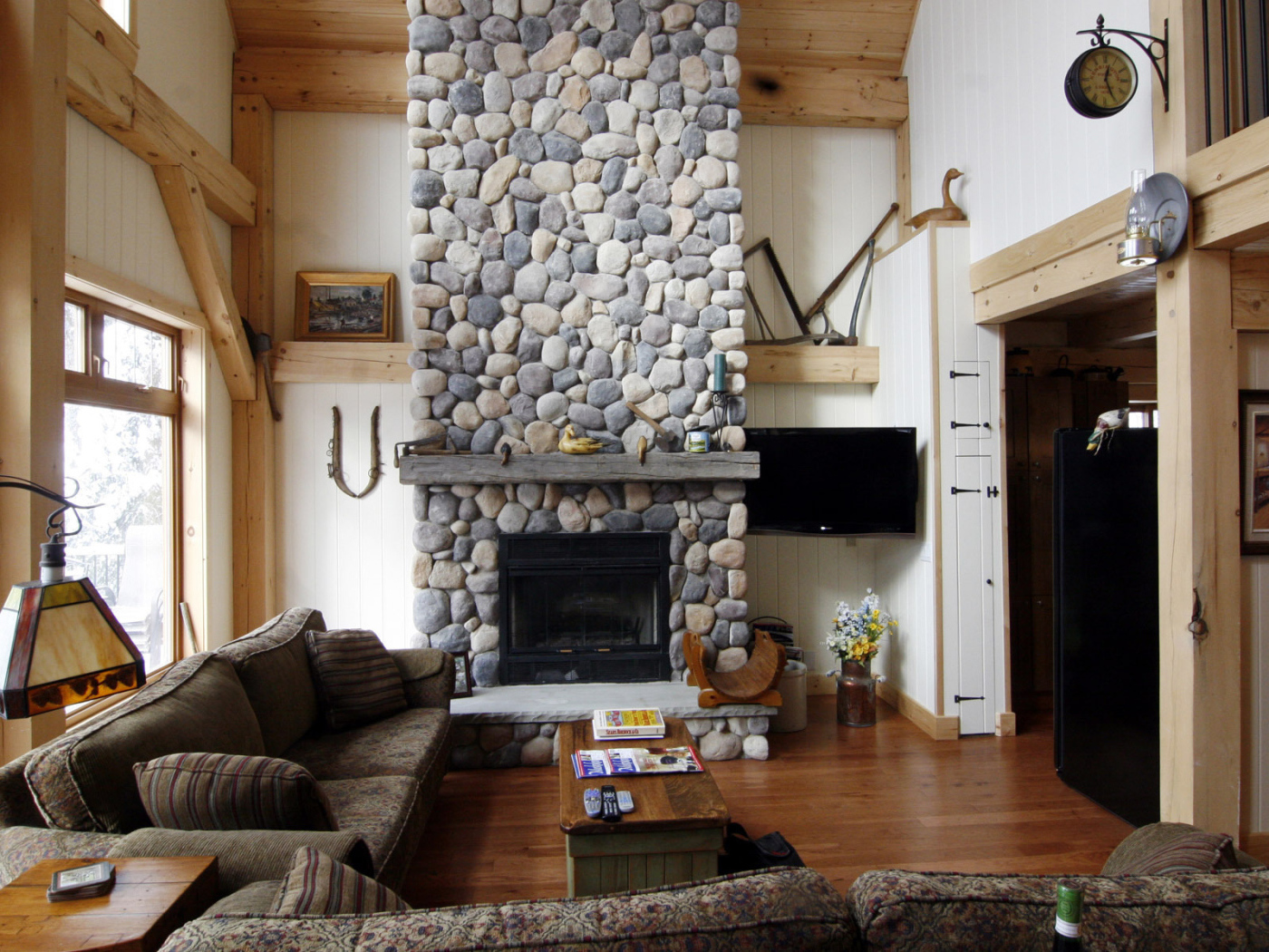 Комната с камином