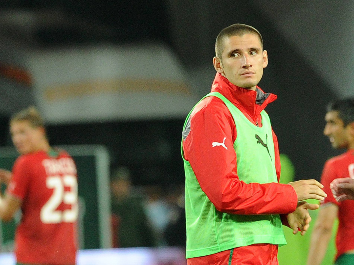 Тарас Бурлак защитник Локомотива на поле