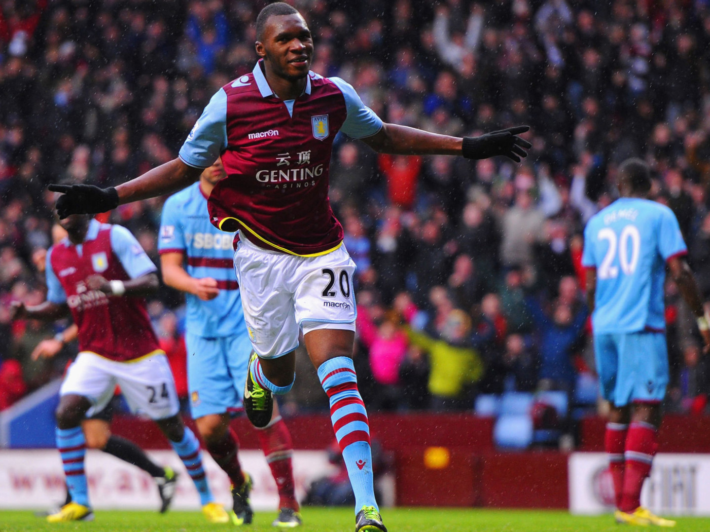 Лучший футбольный клуб Англии Астон Вилла