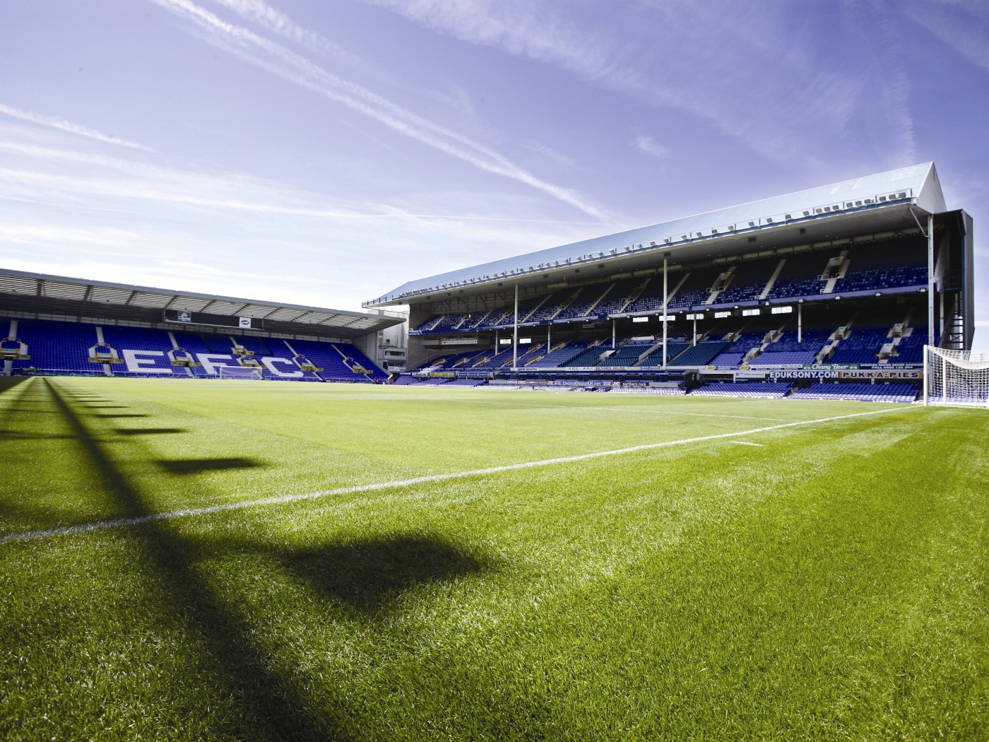 Известный Футбольный клуб Эвертон