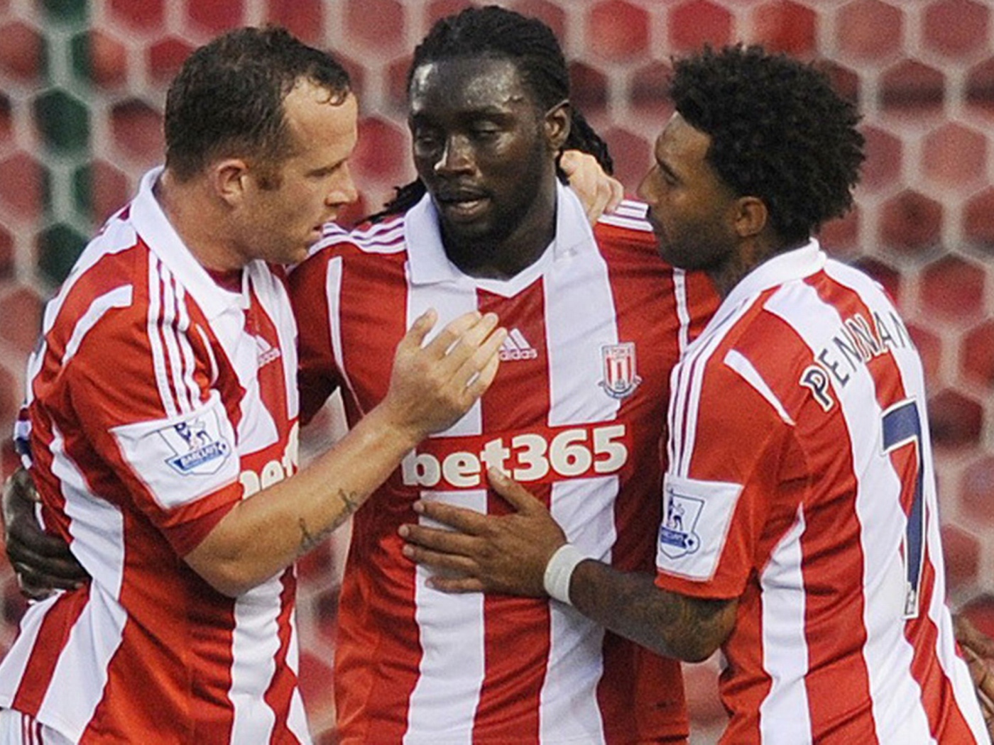 Популярный Футбольный клуб Англии Сток Сити