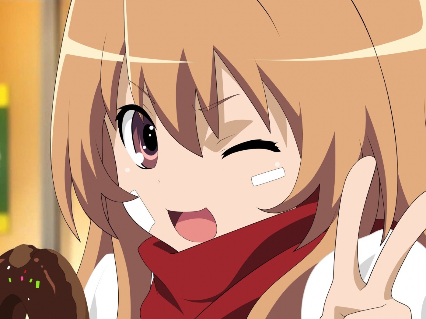 Девушка аниме кушает пончик и подмигивает