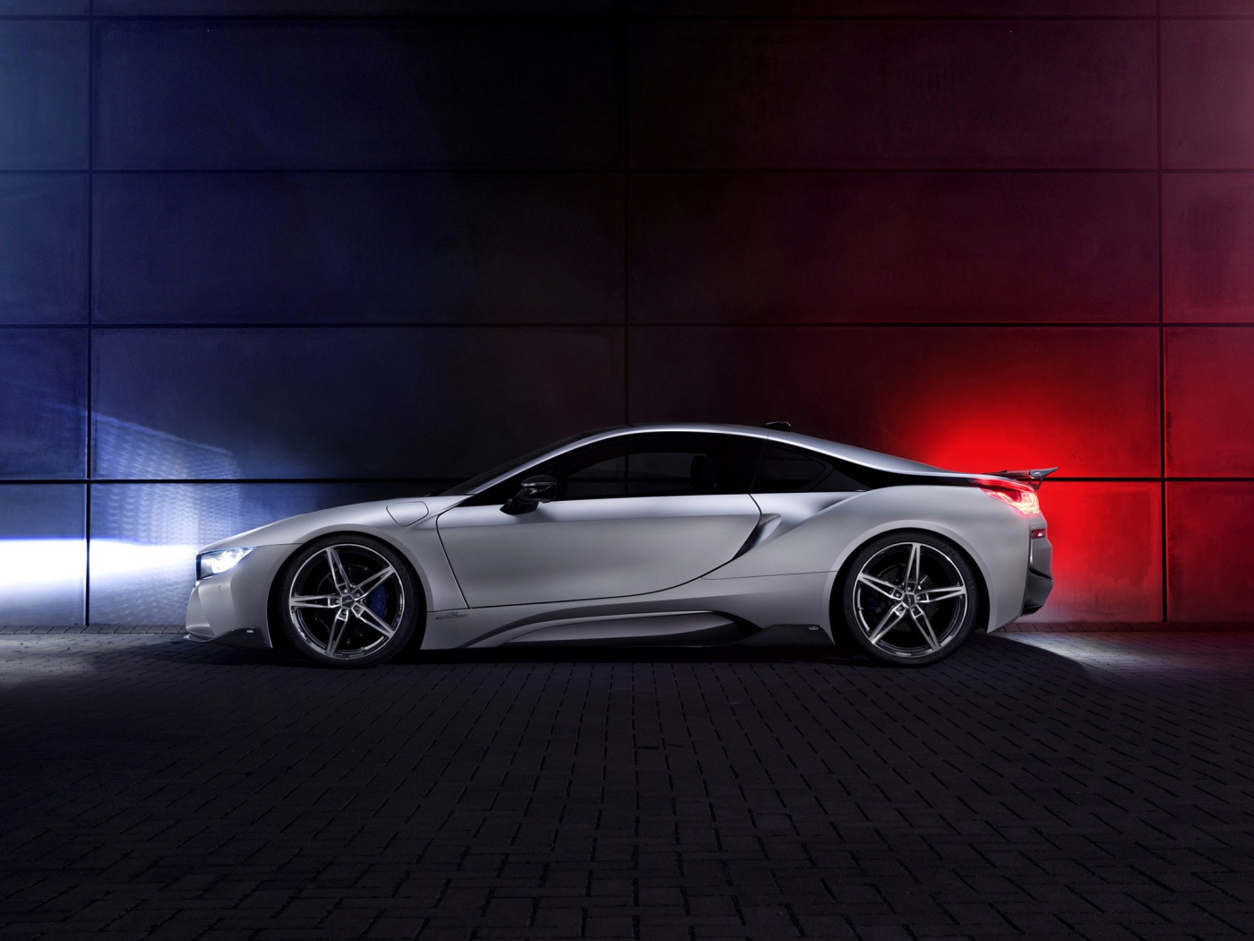 Свет нового BMW i8