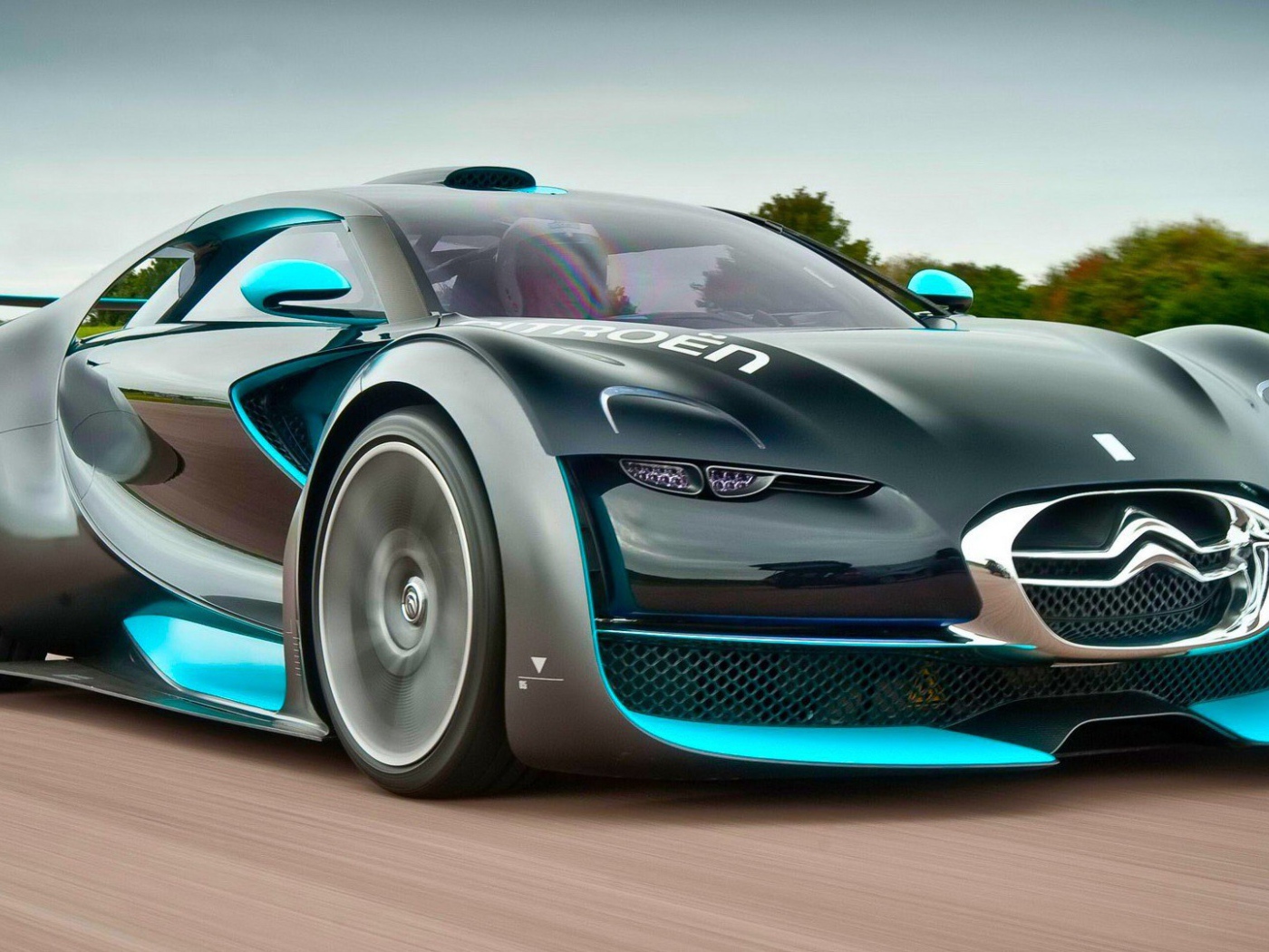 Спортивный Citroen Survolt
