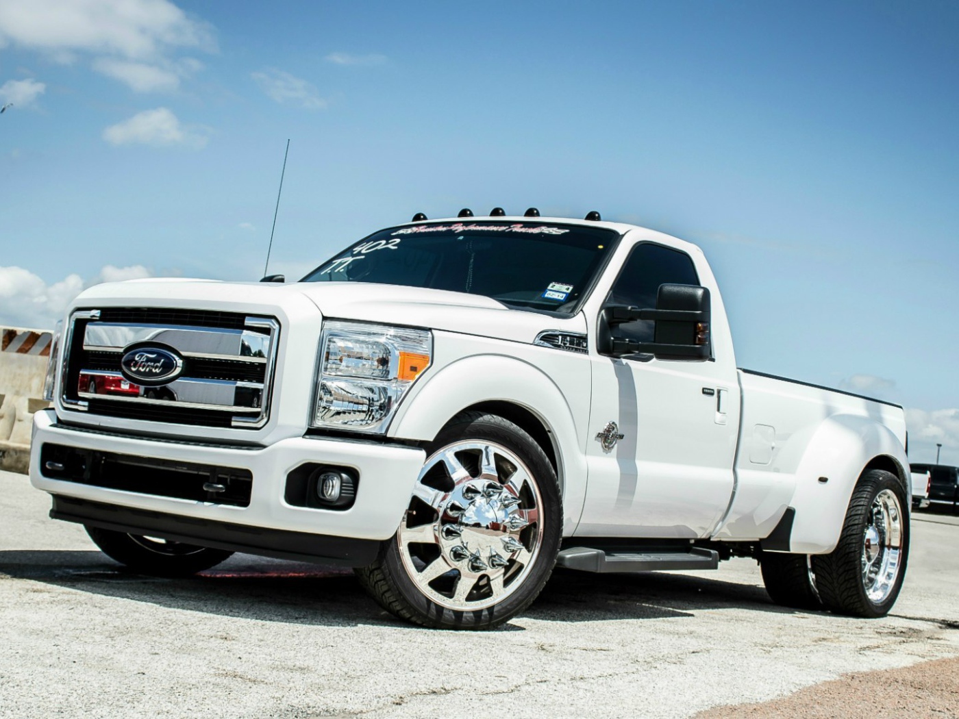 Powerful pickup Ford F-350