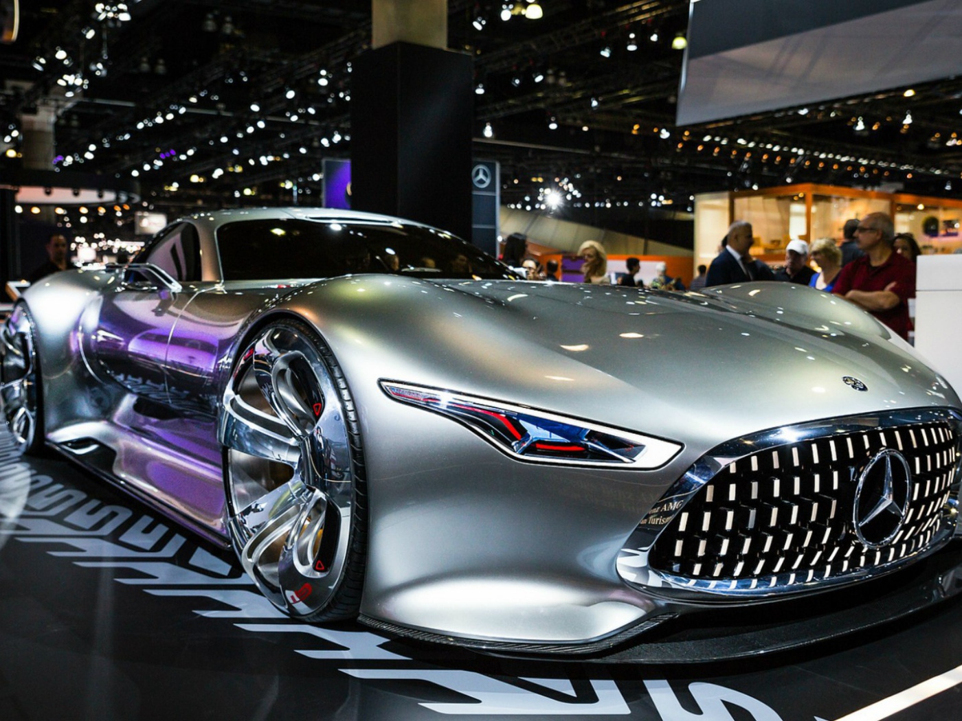Поразительный Mercedes-Benz AMG Vision Gran Turismo