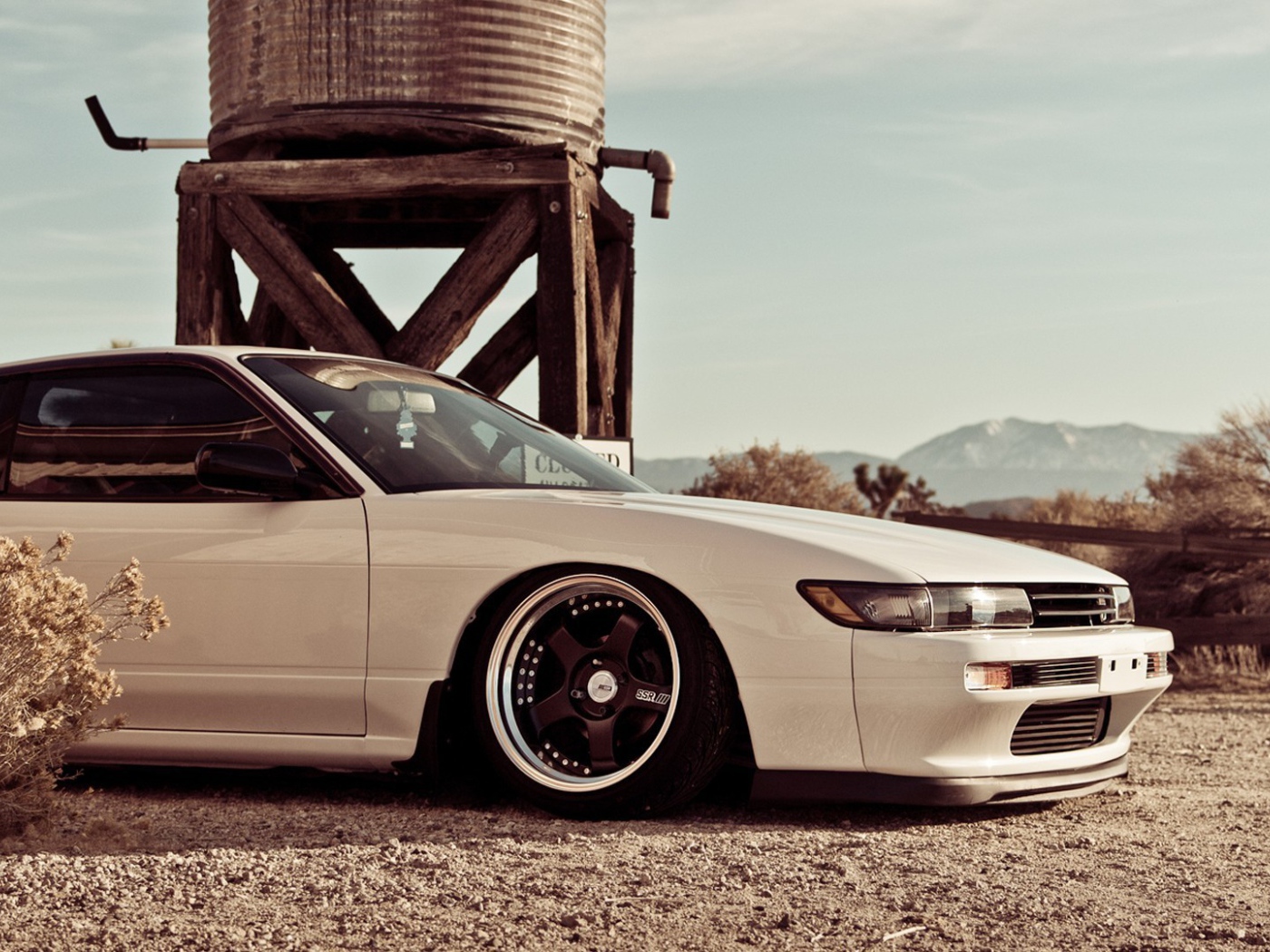 Ниссан на ферме