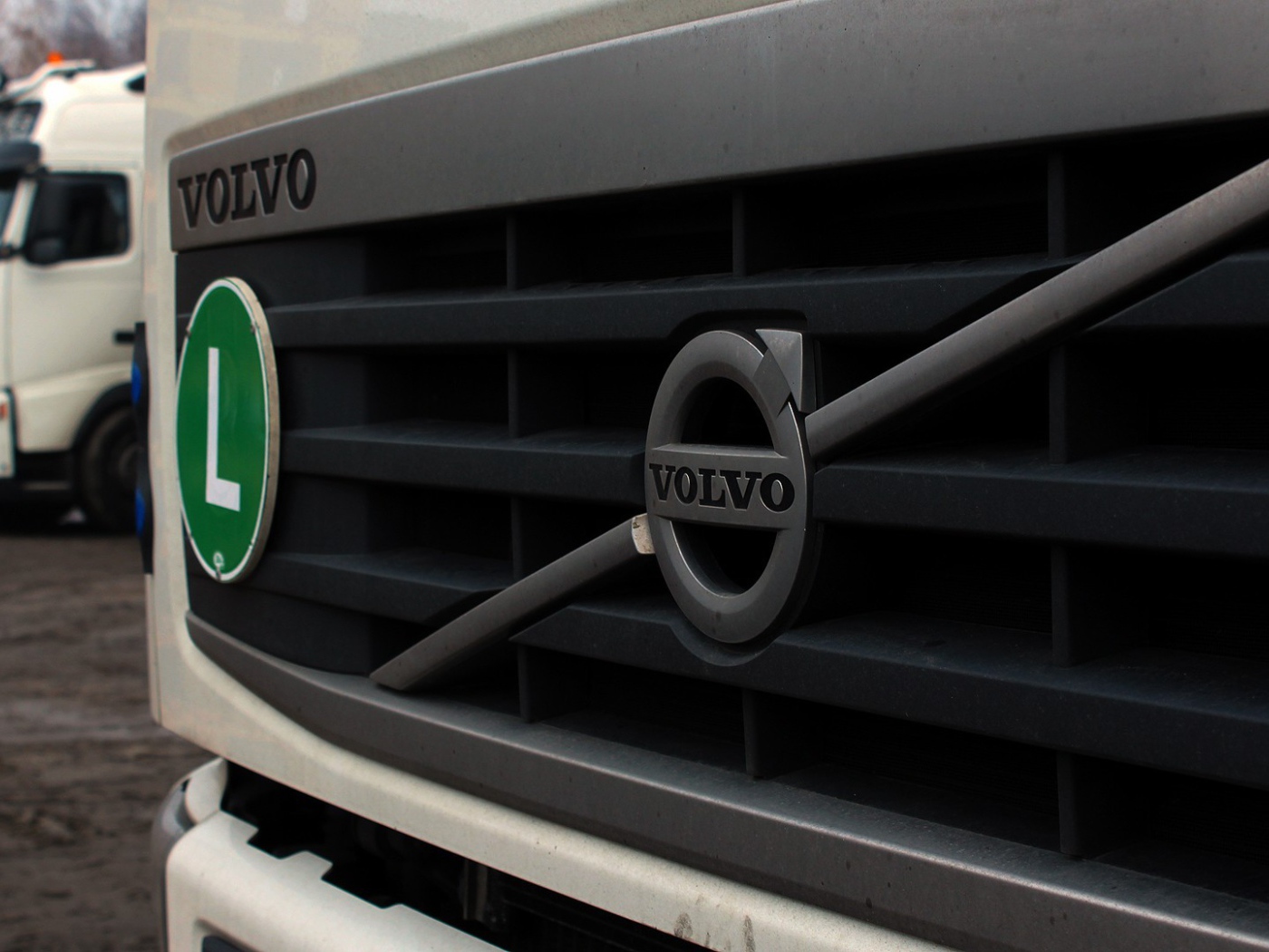 Радиаторная решетка грузовика Вольво