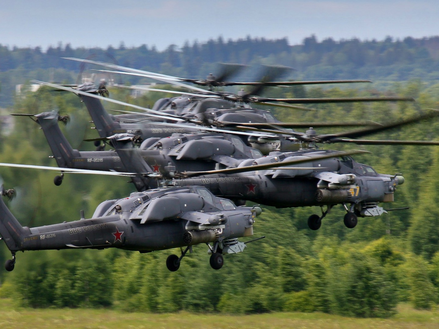 Звено вертолетов МИ-28