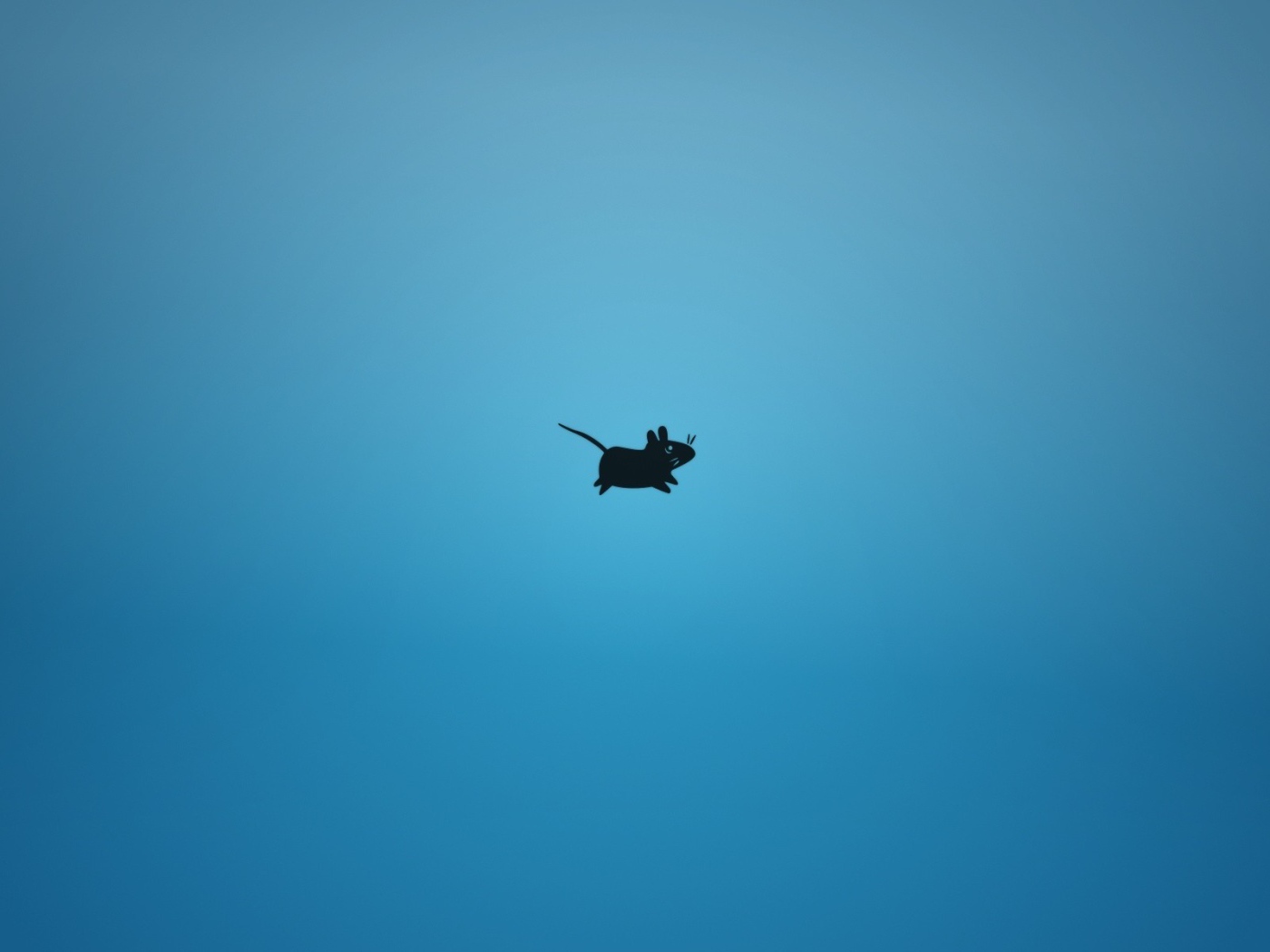 Мышка, голубой фон