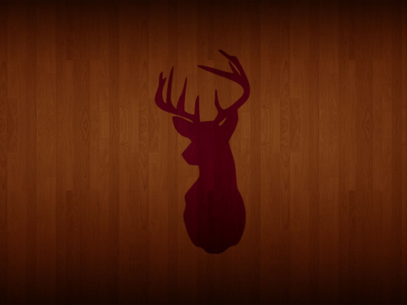 Силуэт оленя на паркете