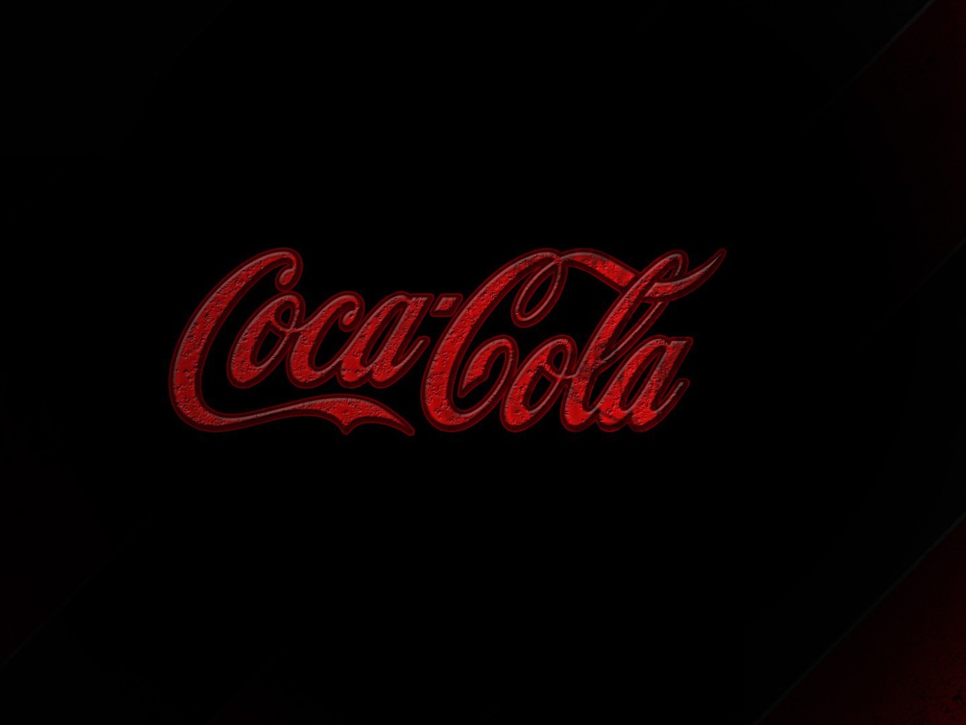 Напиток Кока-Кола, черный фон