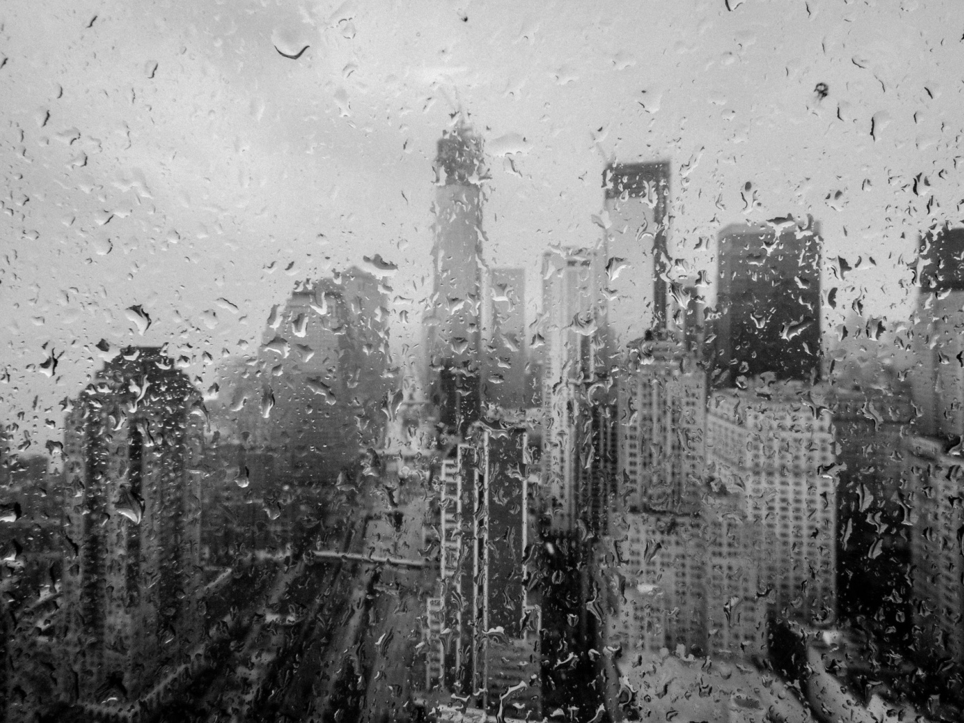 Нью Йорк через мокрое стекло