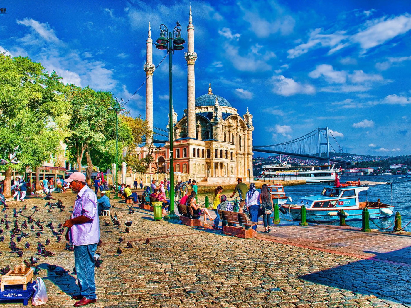 Набережная в Стамбуле, фото HDR