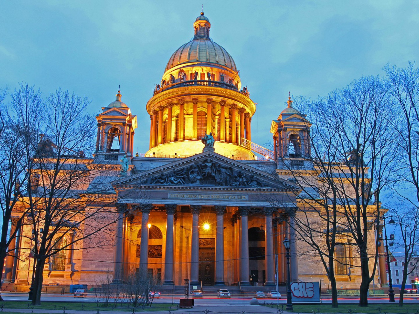 Исаакиевский собор в Санкт-Петербурге