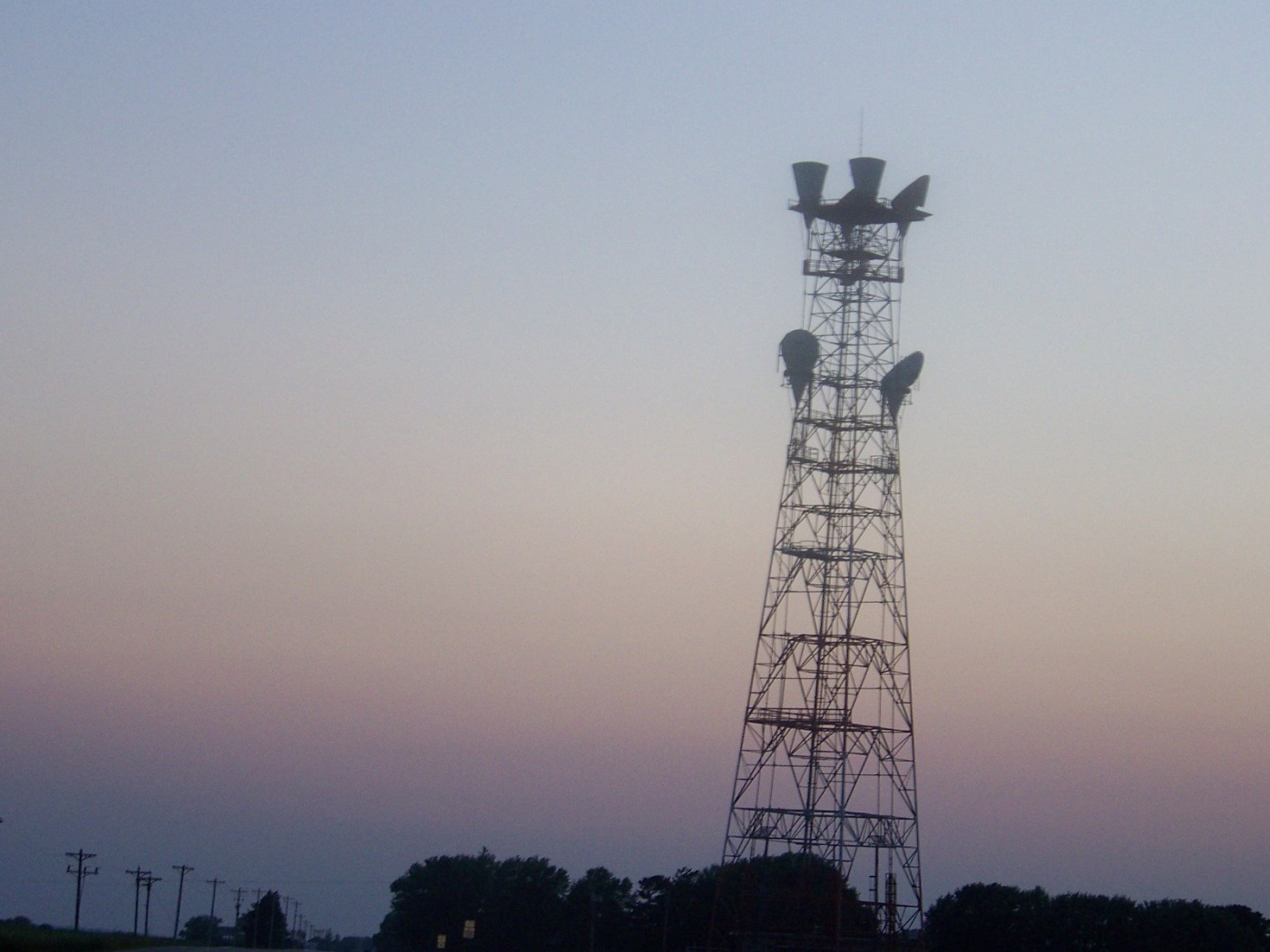 Вышка для антенн радиовещания