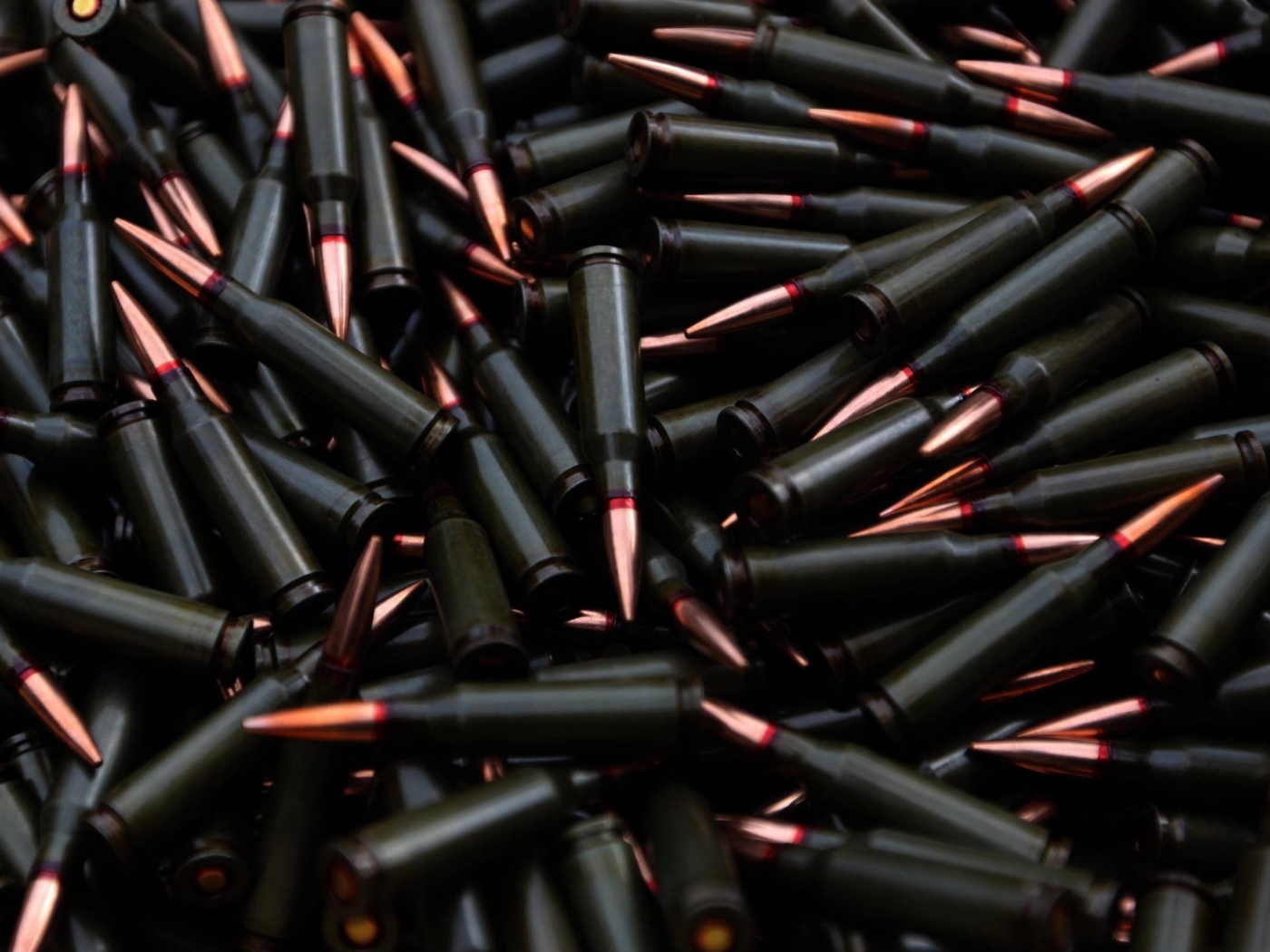Медные пули в черных патронах