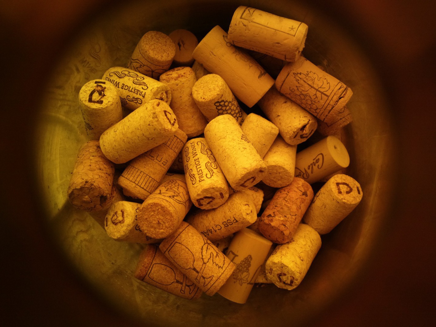 Пробки от бутылок вина