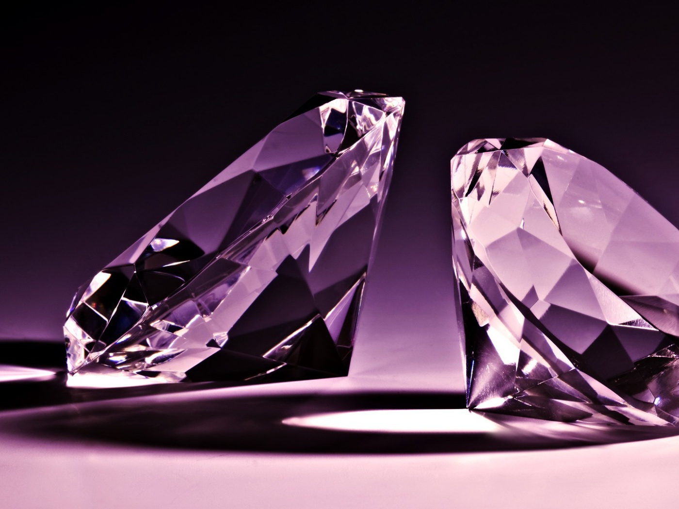 Два сиреневых бриллианта