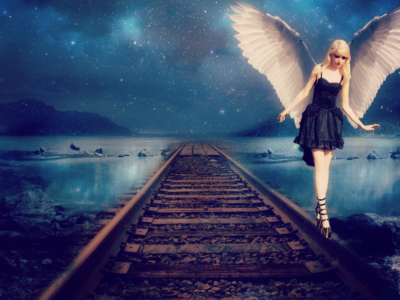 Ангел идет по рельсам