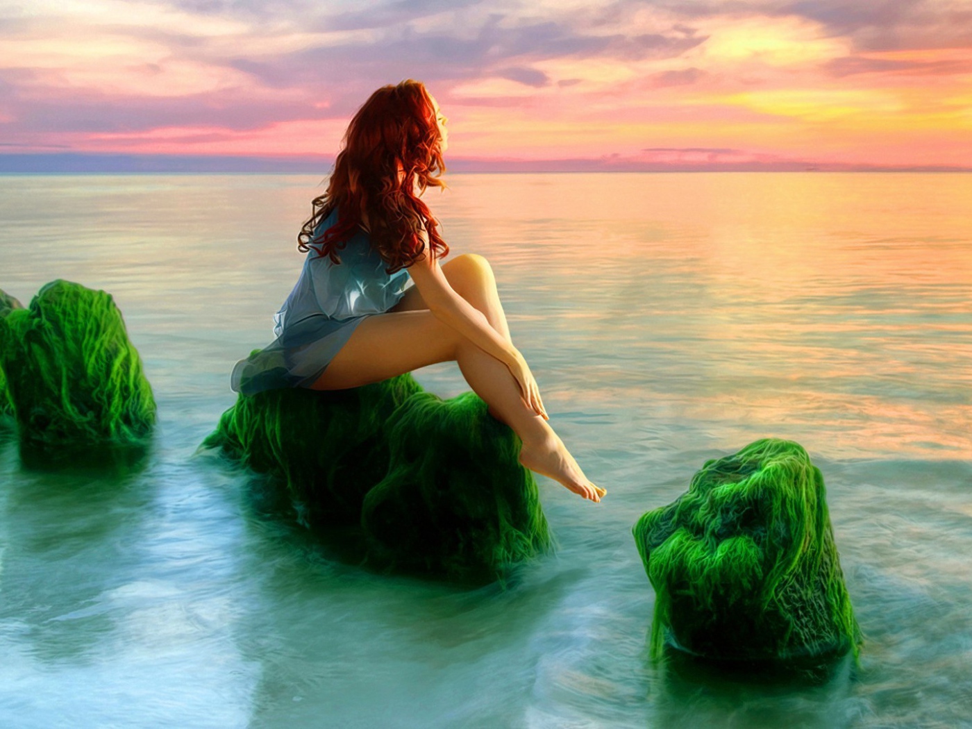 Теперь уже неважно. Девушка-море. Девушка на берегу моря. Девушка сидит на Камне. Девушка на фоне моря.