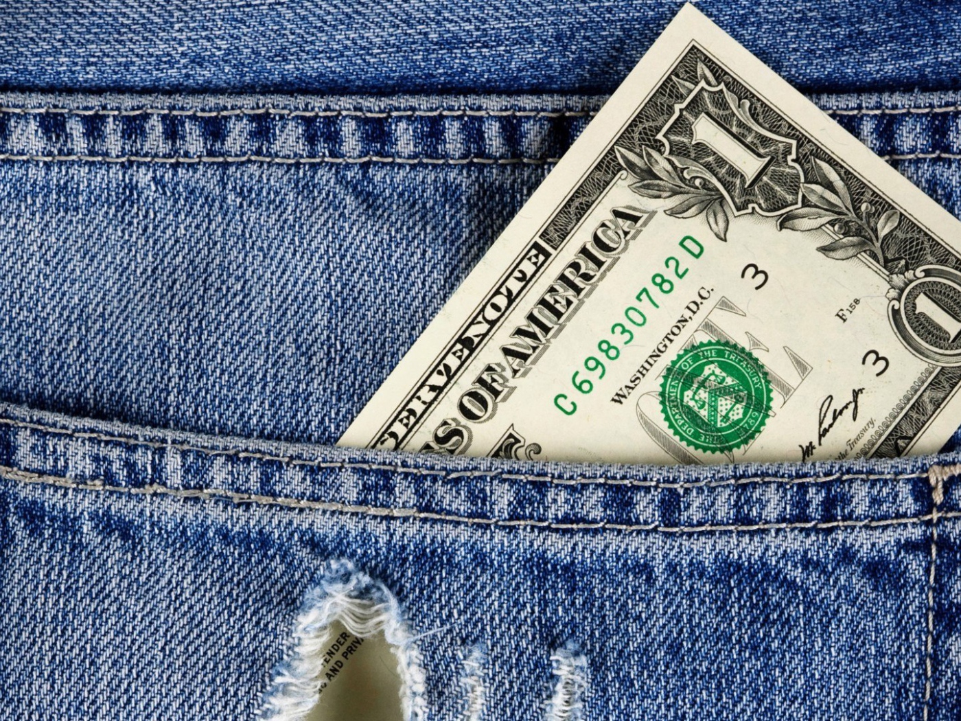 Доллар в кармане