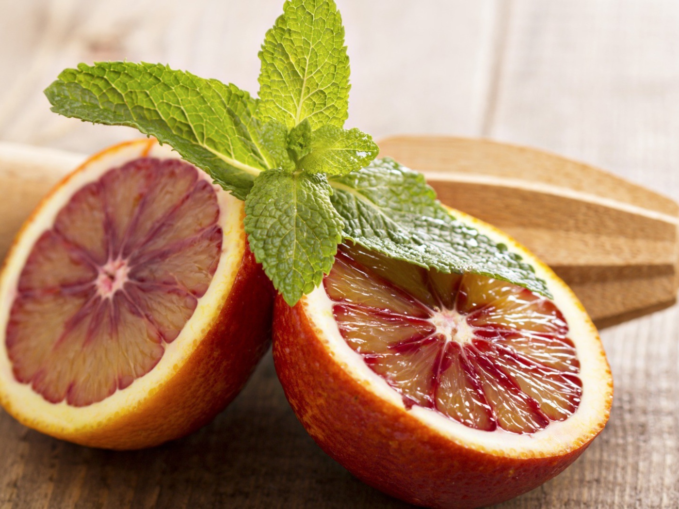 Необычный цитрусовый фрукт