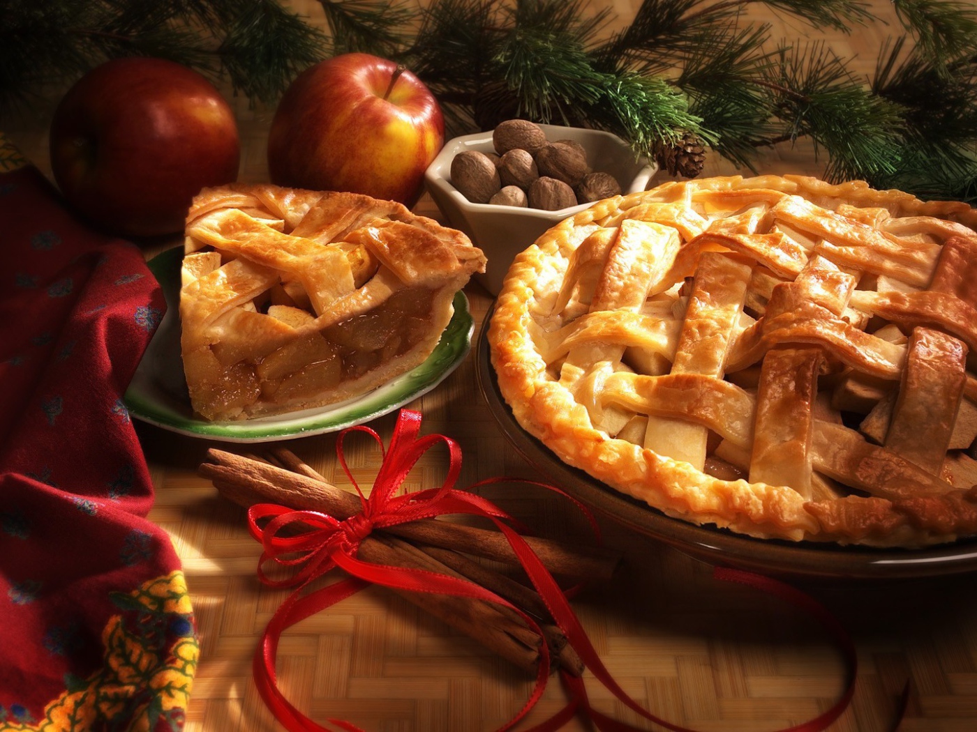 Новогодний яблочный пирог