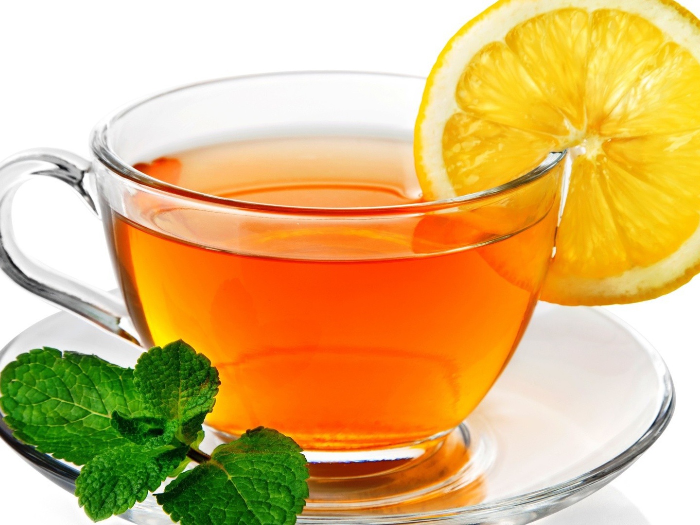 Чай с лимоном и листиком мяты
