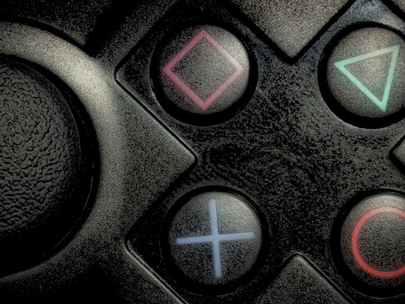 Кнопки на пульте игрока в видеоигры