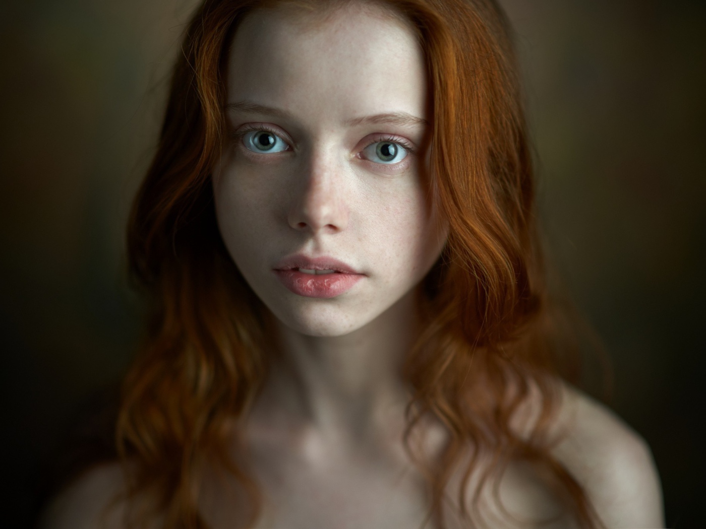 Рыжая модель, портрет